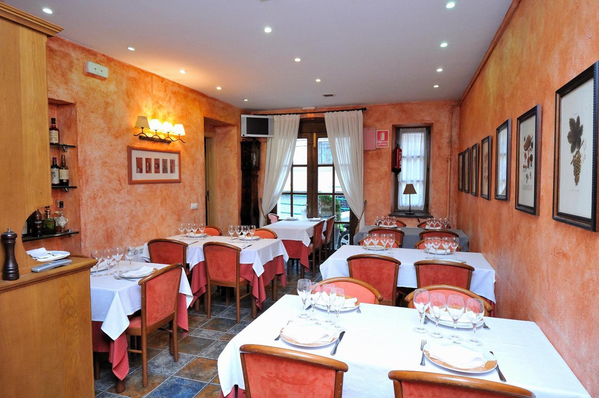 Hotel Fonda Merce Ливия Екстериор снимка