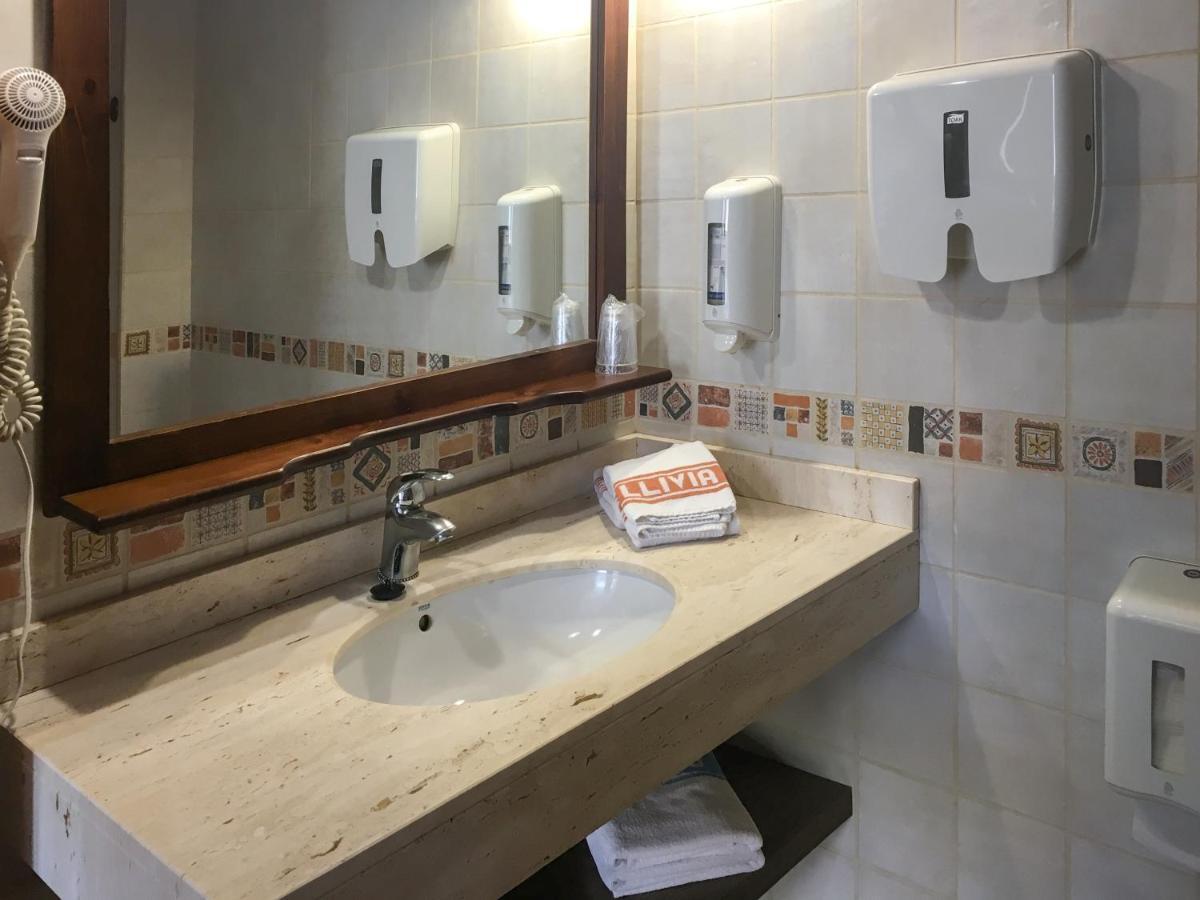 Hotel Fonda Merce Ливия Екстериор снимка