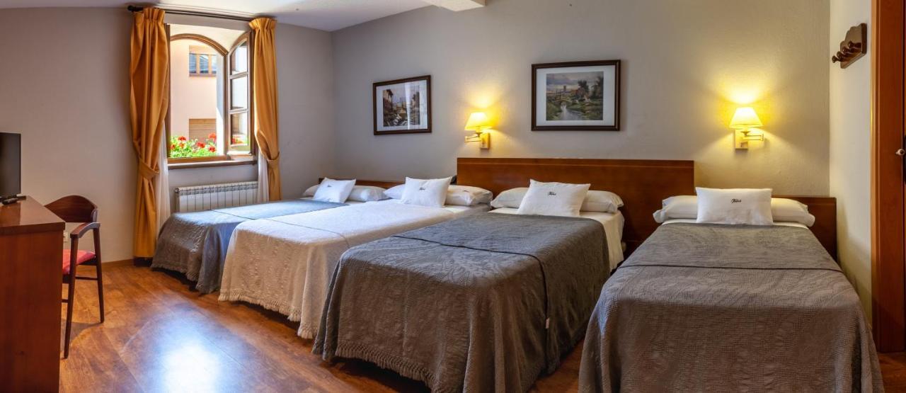 Hotel Fonda Merce Ливия Екстериор снимка