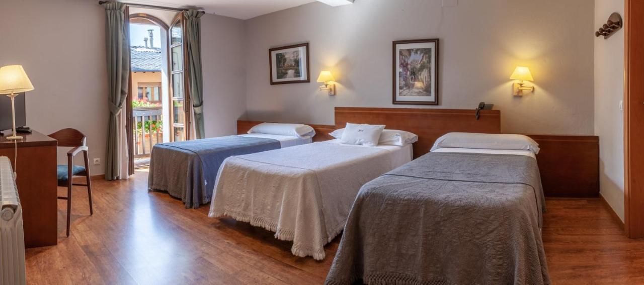 Hotel Fonda Merce Ливия Екстериор снимка